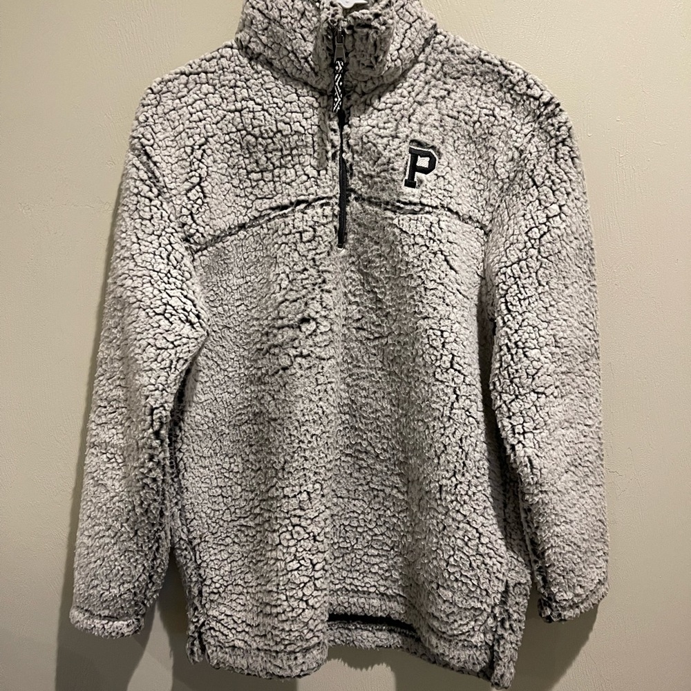 Mens small Portland gear sherpa. Great condition